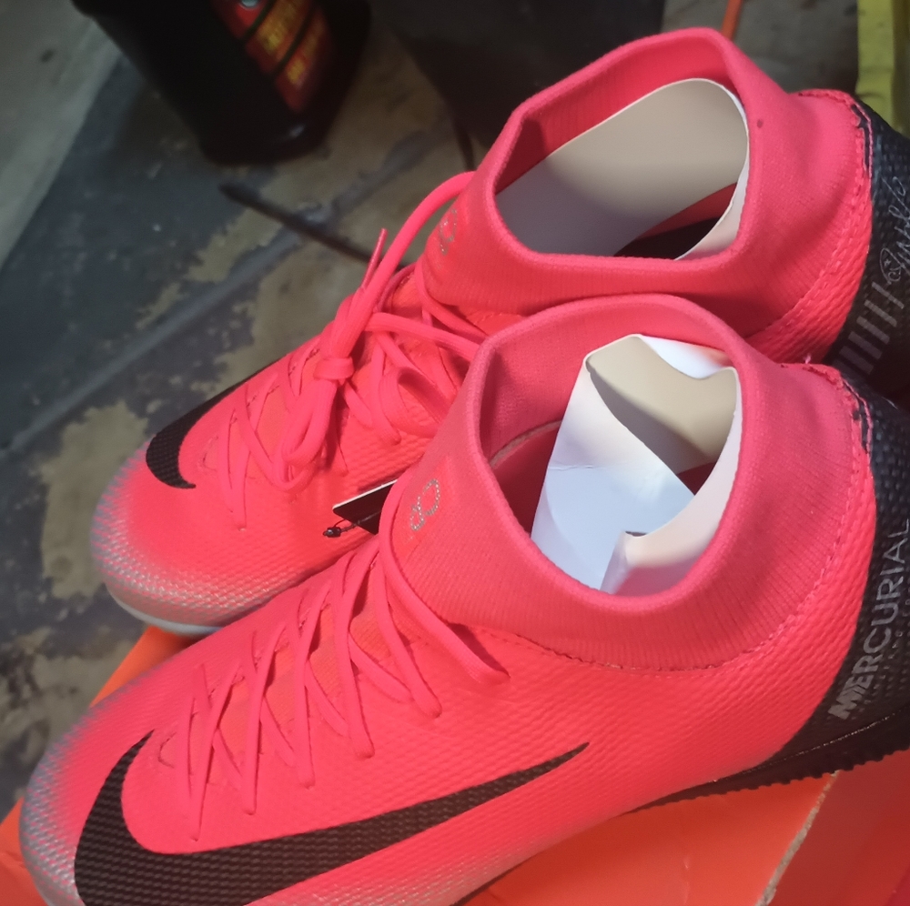Nike Superfly 6 Academy CR7 Indoor Soccer Shoe size 12